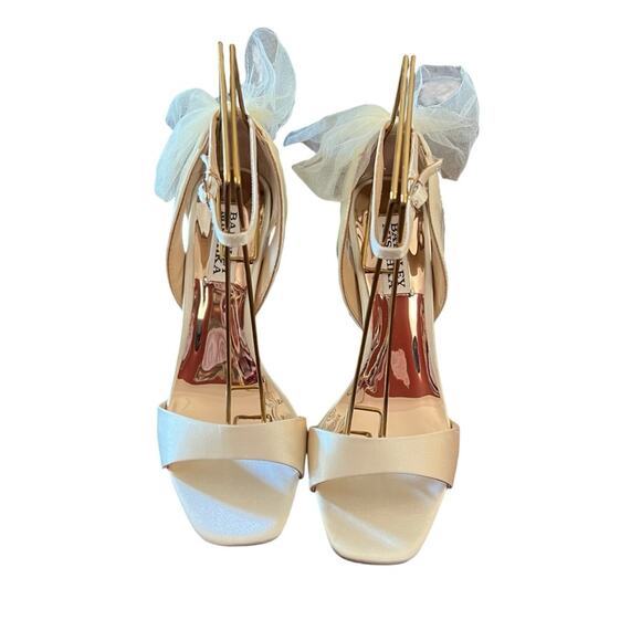 Badgley Mischka Kim Mesh Tulle Back  Bow Block Heel Wedding Ivory NEW Size 6 - Picture 3 of 10
